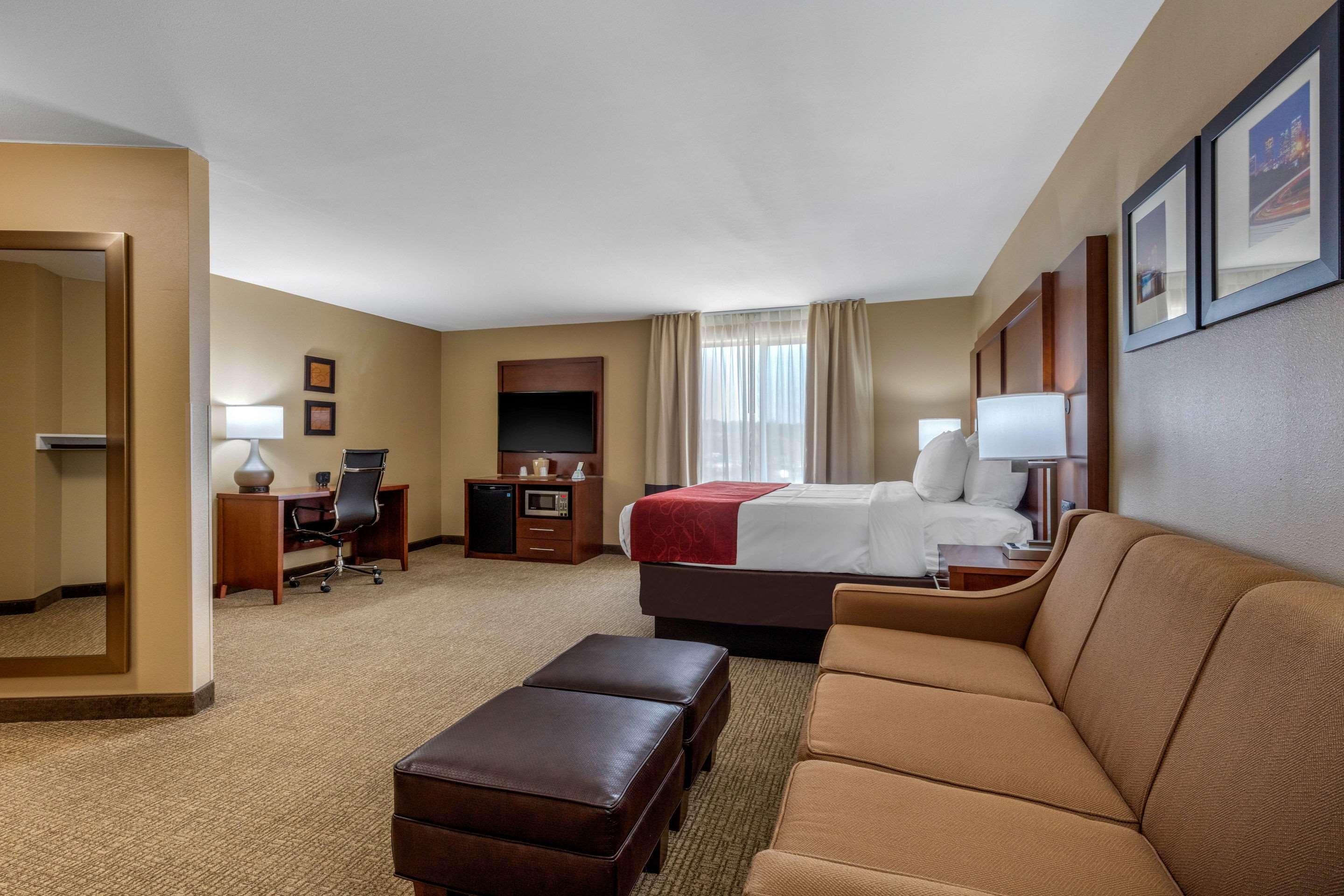 Comfort Suites Pelham Hoover I-65 Exteriör bild
