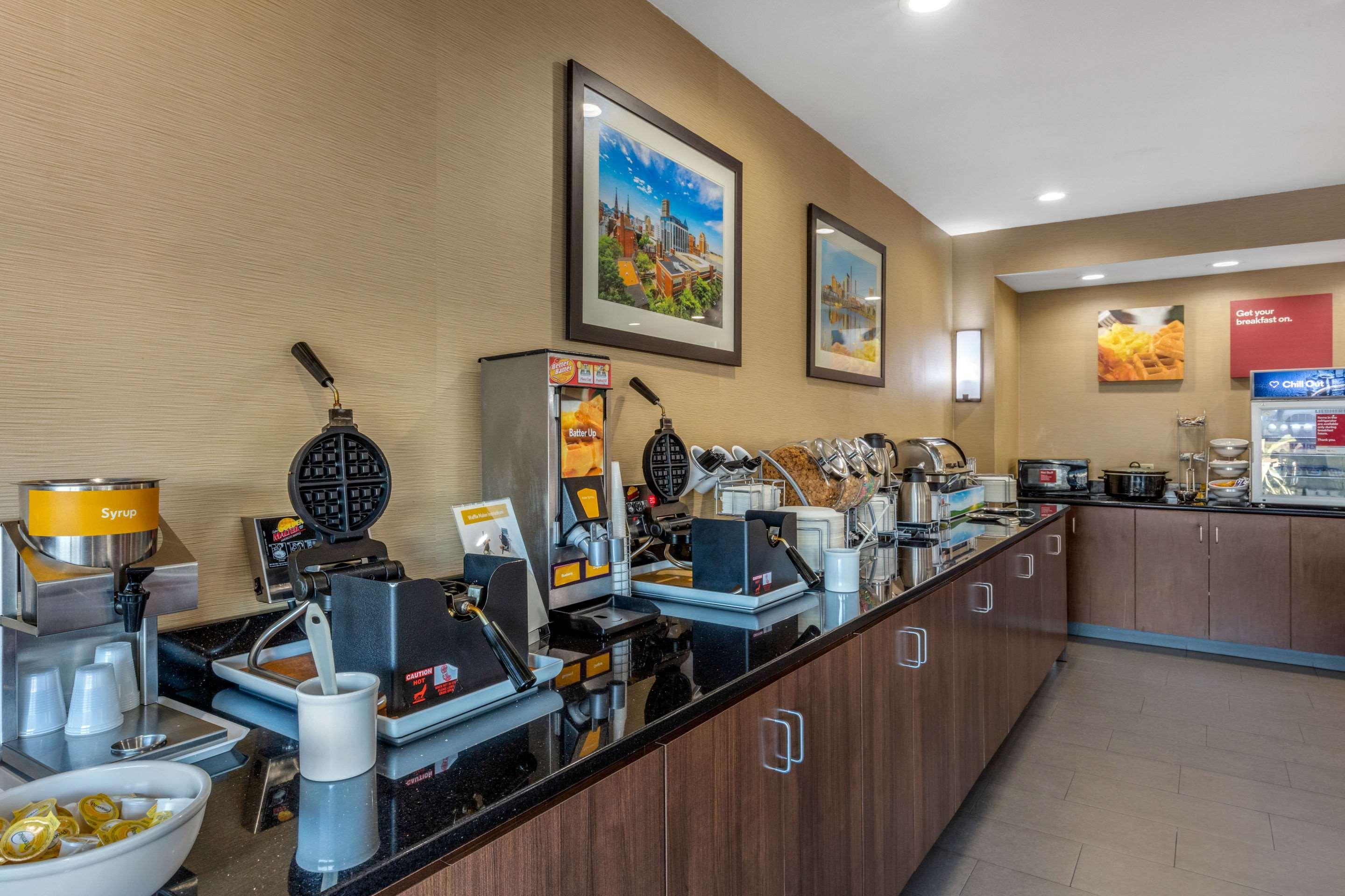 Comfort Suites Pelham Hoover I-65 Exteriör bild