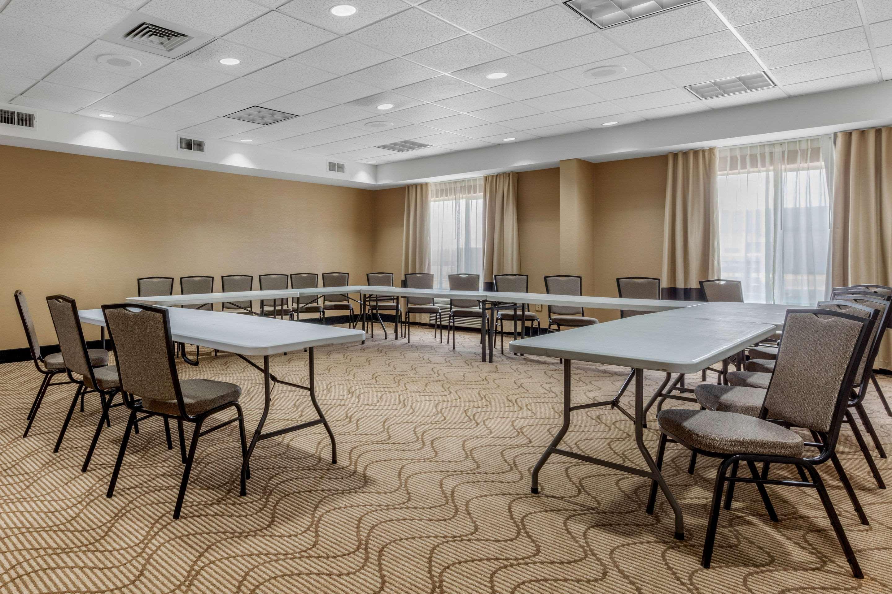 Comfort Suites Pelham Hoover I-65 Exteriör bild