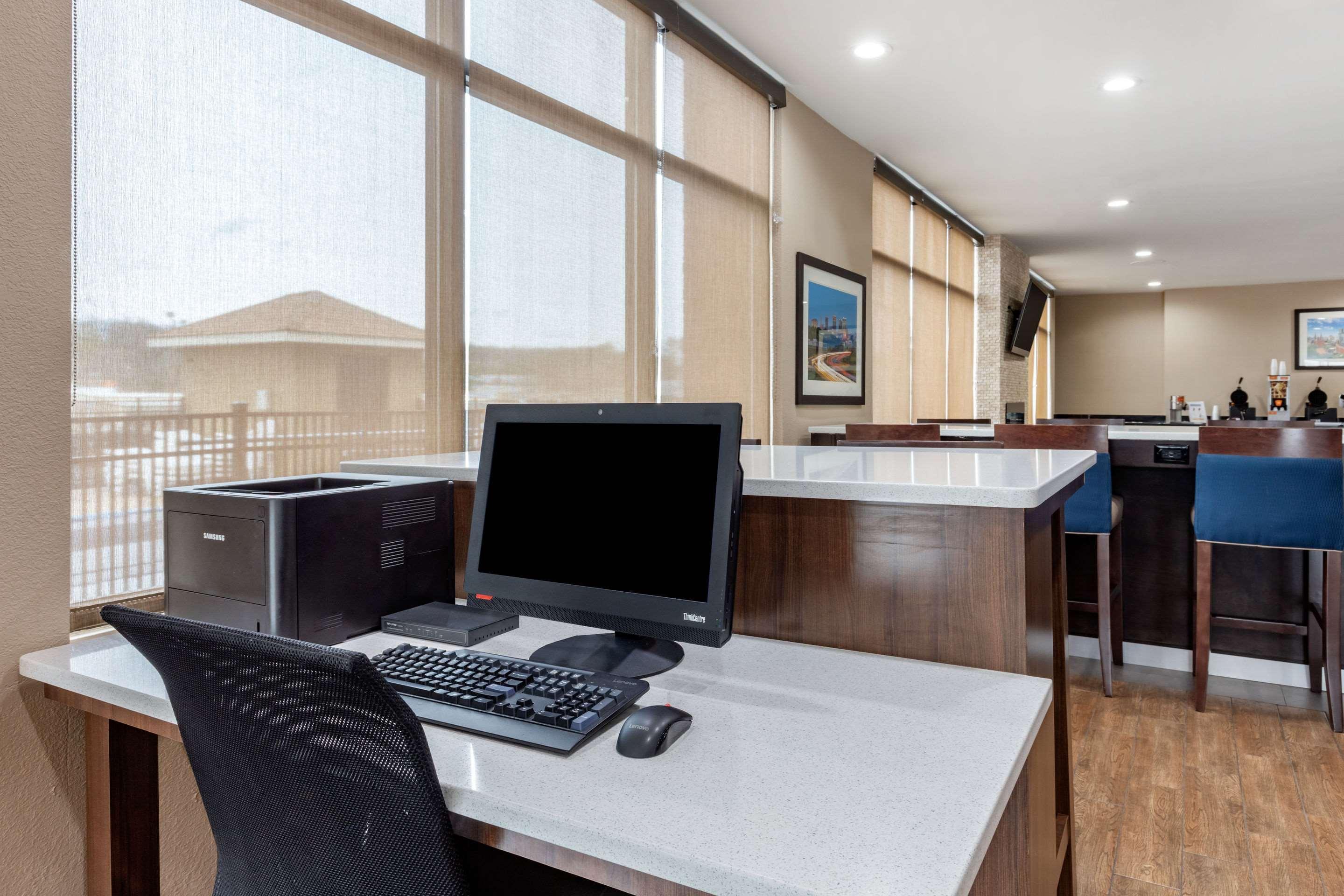 Comfort Suites Pelham Hoover I-65 Exteriör bild