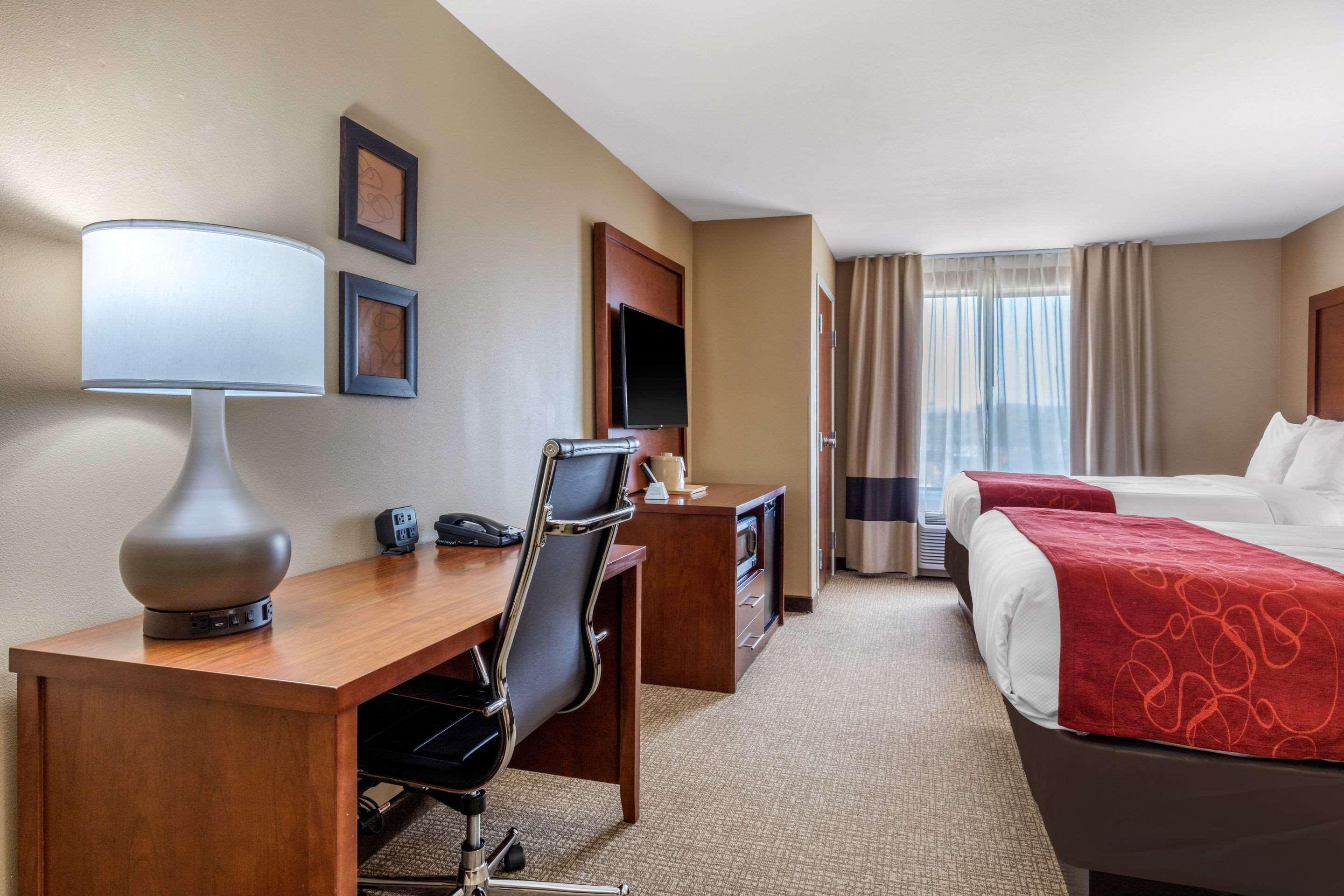 Comfort Suites Pelham Hoover I-65 Exteriör bild