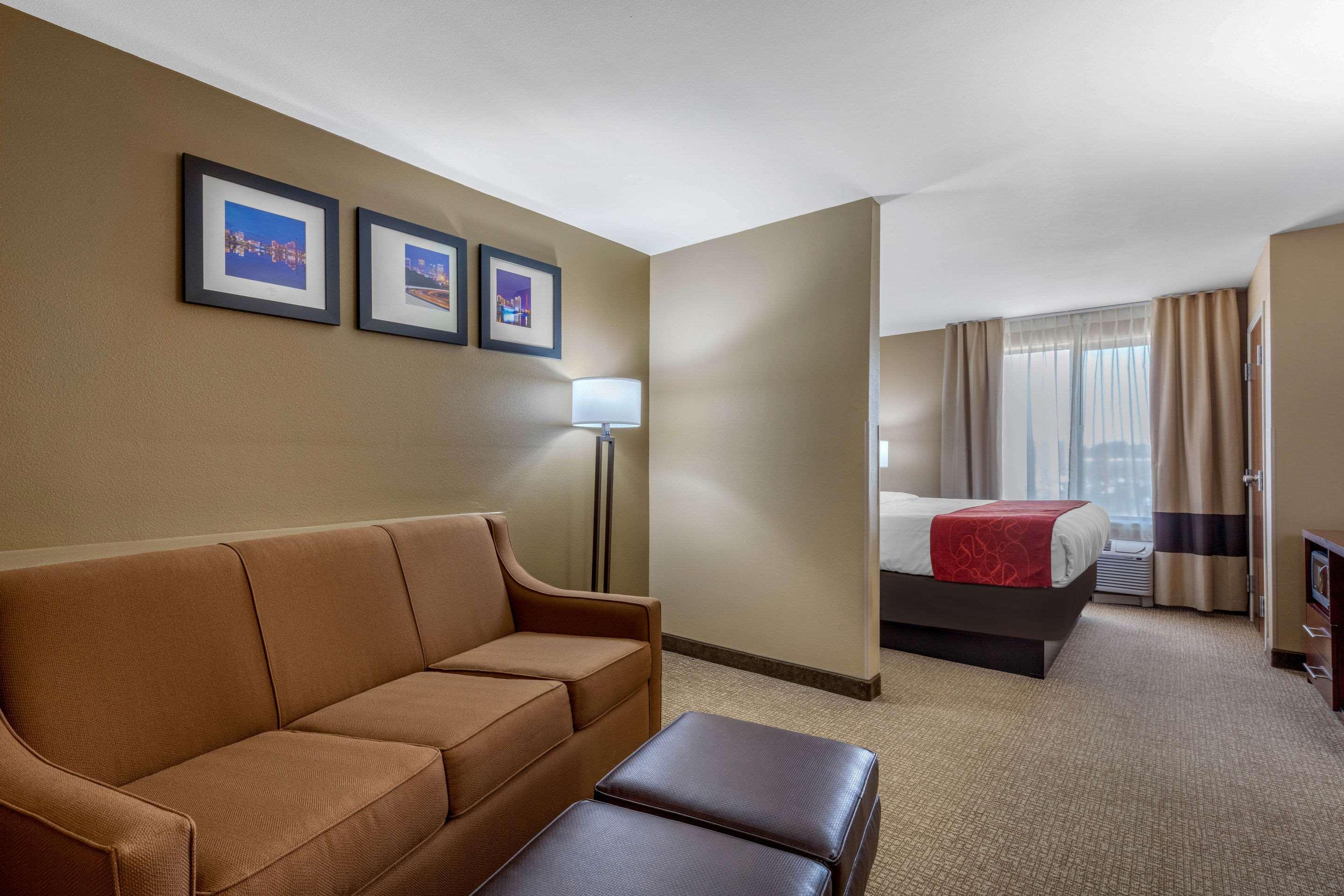 Comfort Suites Pelham Hoover I-65 Exteriör bild